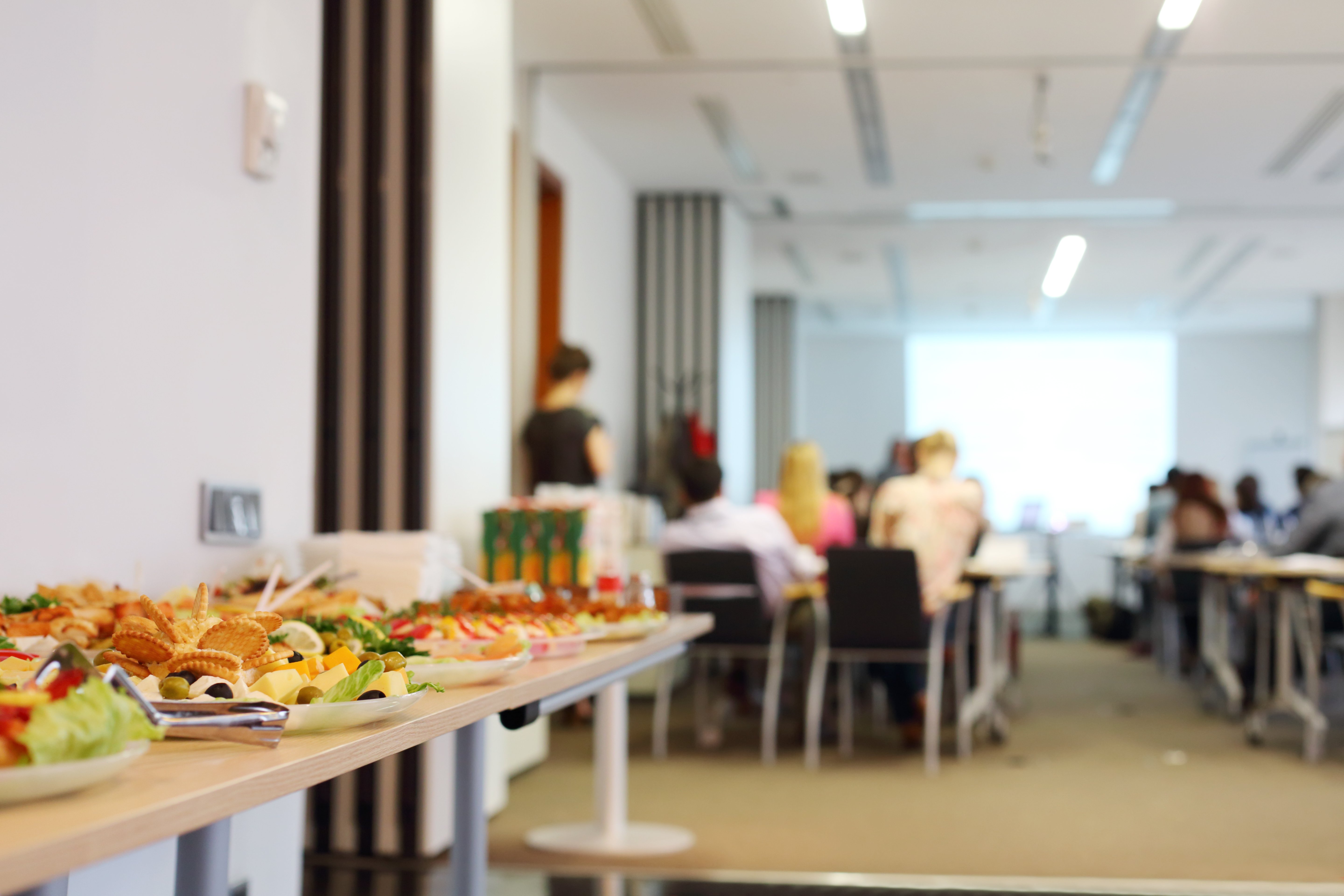 Should You Serve a Meal at Your Seminar? | USA Financial