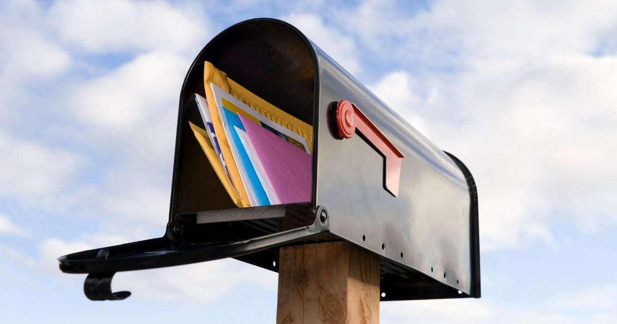 8 Tips on Direct Mail Marketing for Financial Advisors